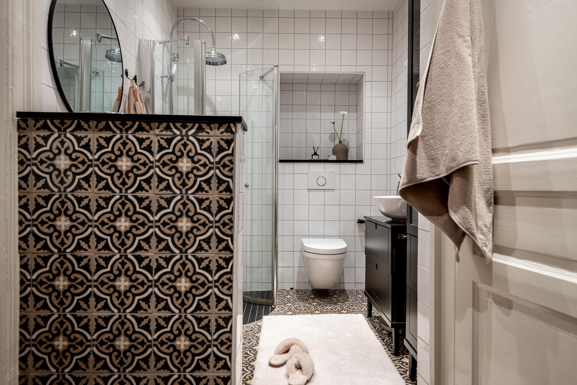 salle de bain classique chic sol carreaux de ciment noir et blanc salle de bain classique chic sol carreaux de ciment noir et blanc