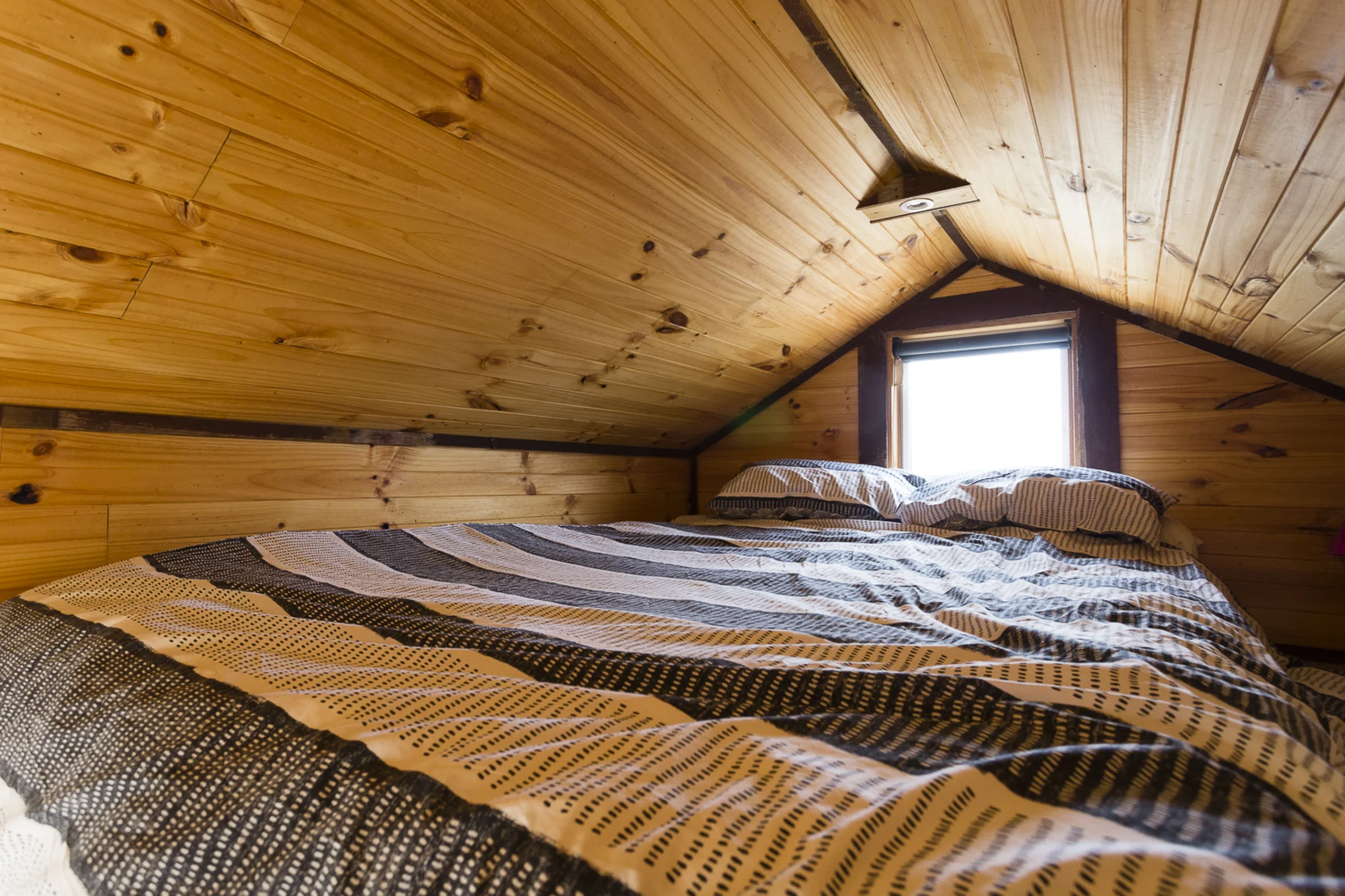 chambre sur mezzanine mini maison mobile Tallarook Hilltop chambre sur mezzanine mini maison mobile Tallarook Hilltop
