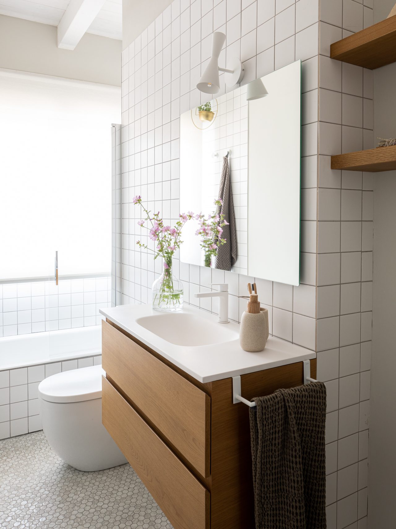 salle de bain moderne bois et carrelage blanc salle de bain moderne bois et carrelage blanc