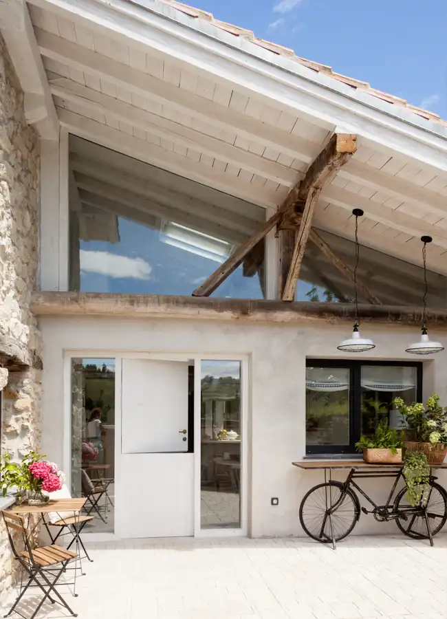 maison ancienne en pierres rénovée en Espagne maison ancienne en pierres rénovée en Espagne