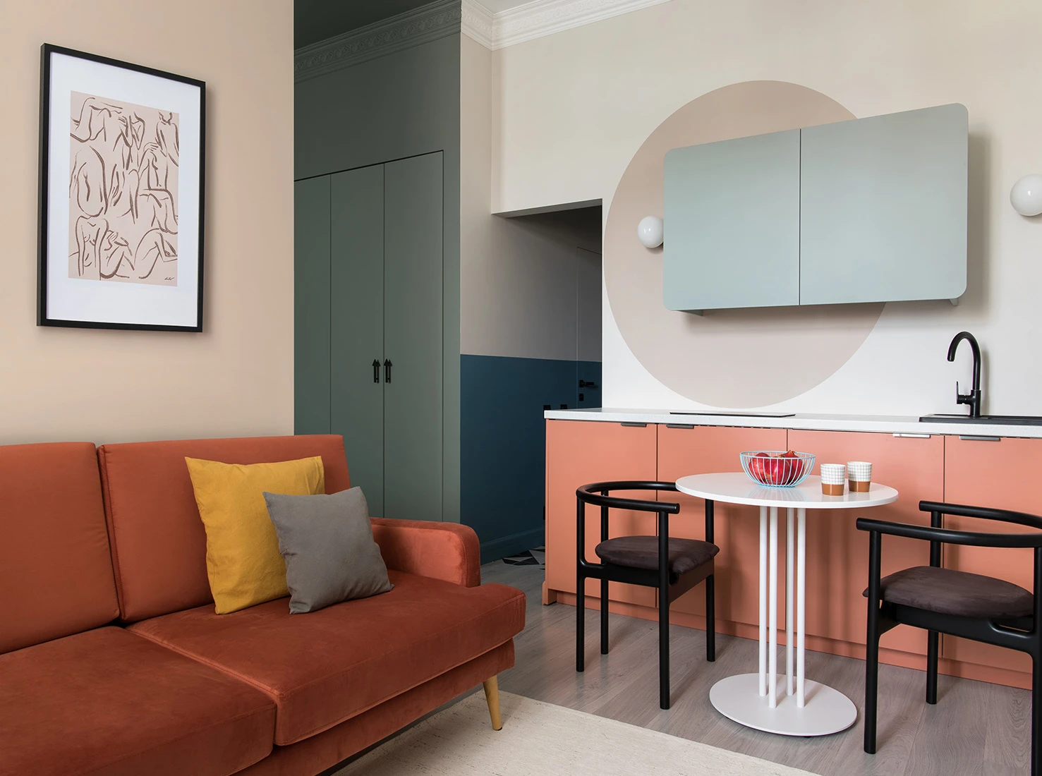 cuisine ouverte terracotta et salon décoration contemporaine appartement de 35m2 cuisine ouverte terracotta et salon décoration contemporaine appartement de 35m2
