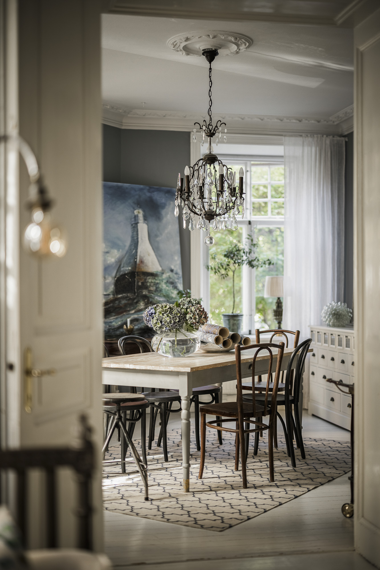 salle à manger décoration scandinave classique chic