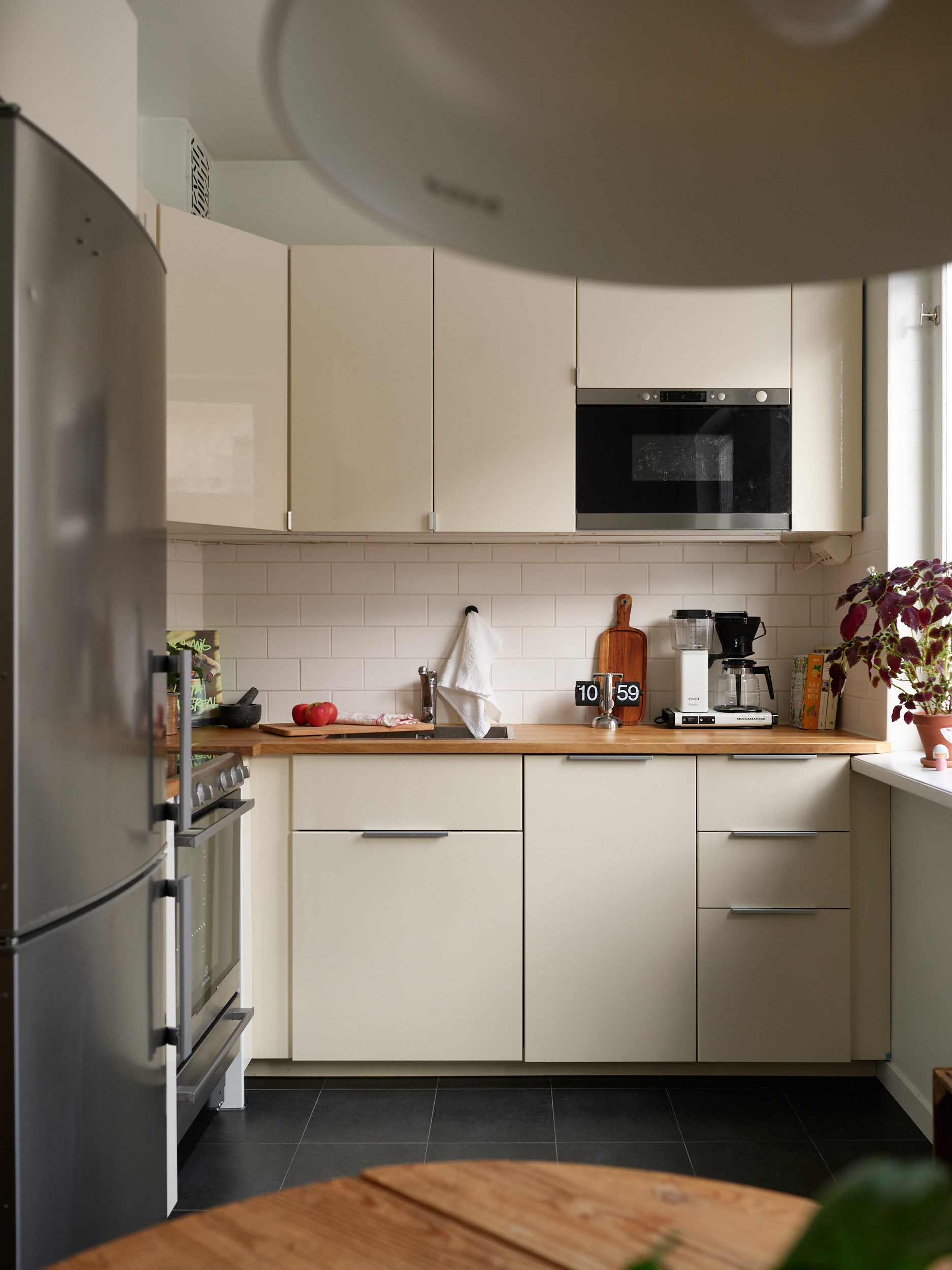 cuisine IKEA studio vintage 35m2 décoration scandinave cuisine IKEA studio vintage 35m2 décoration scandinave