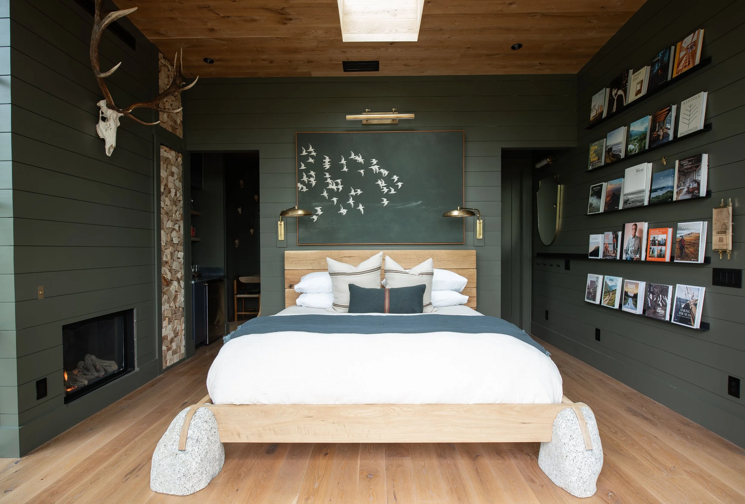 chambre avec cheminée cabane vitrée au milieu des arbres Hide Inn Seek Bird Nest Treehouse chambre avec cheminée cabane vitrée au milieu des arbres Hide Inn Seek Bird Nest Treehouse