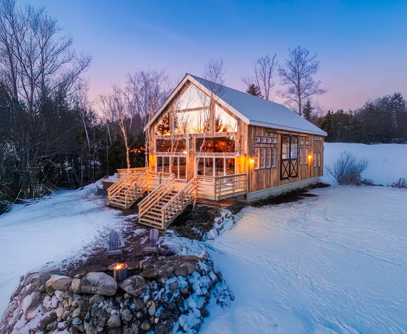 maison en vieux bois recyclé Vermont décoration rustique maison en vieux bois recyclé Vermont décoration rustique