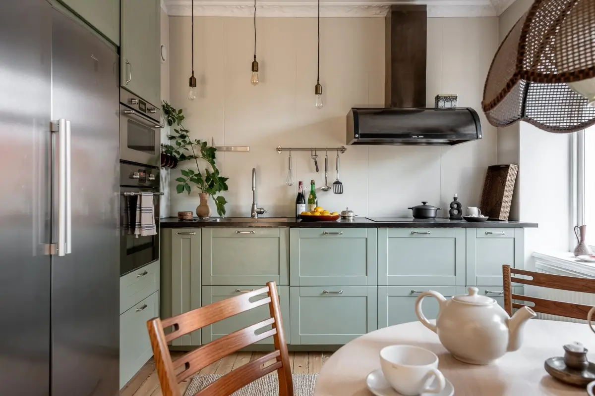 cuisine semi ouverte type shaker verte décoration scandinave avec espace repas cuisine semi ouverte type shaker verte décoration scandinave avec espace repas