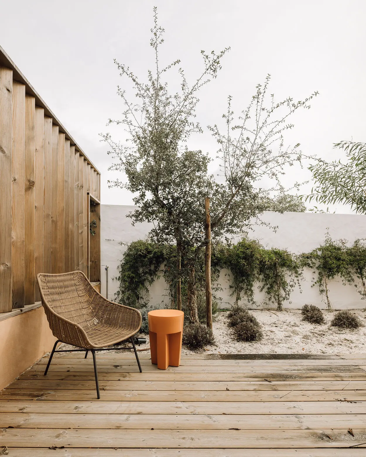 jardin sec avec terrasse maison Alentejo Portugal Comporta décoration contemporaine
