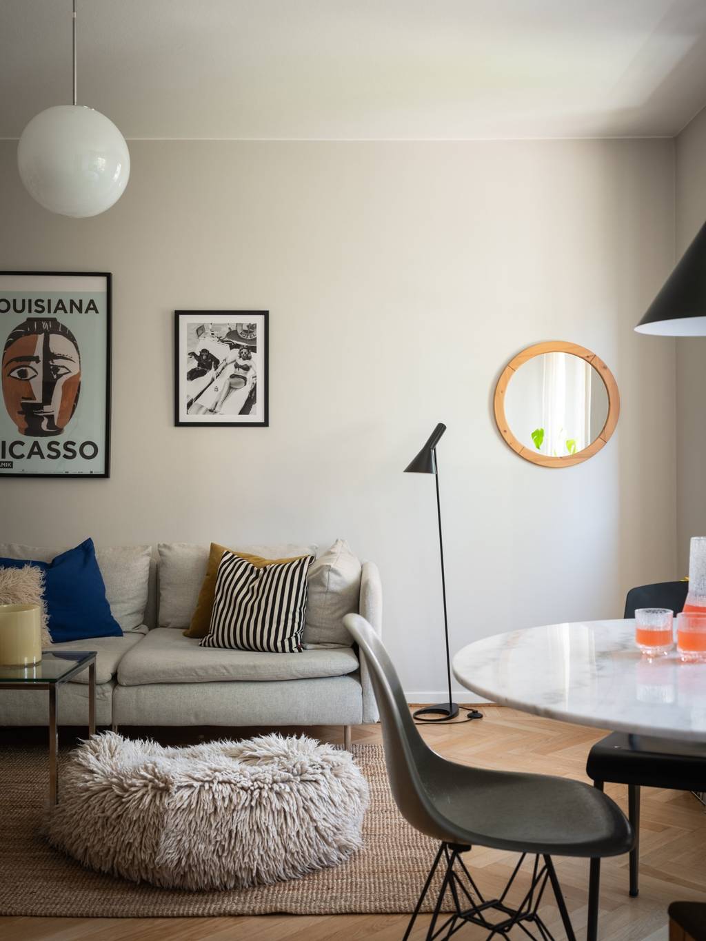 salon appartement 44m2 décoration mid-century modern