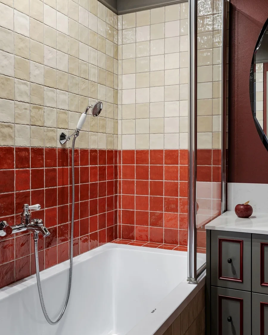 salle de bain rouge grise et beige appartement décoration vintage salle de bain rouge grise et beige appartement décoration vintage