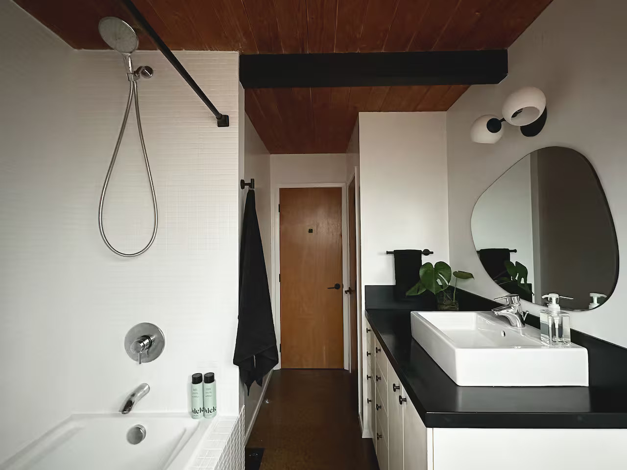salle de bain moderne maison Oregon Robert Rummer salle de bain moderne maison Oregon Robert Rummer