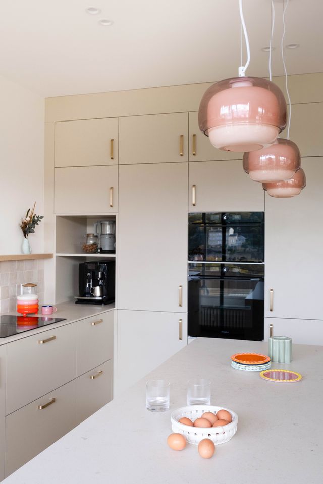 cuisine décoration contemporaine appartement rénové à Lyon par Studio Castille photo : ©Lopin.communication