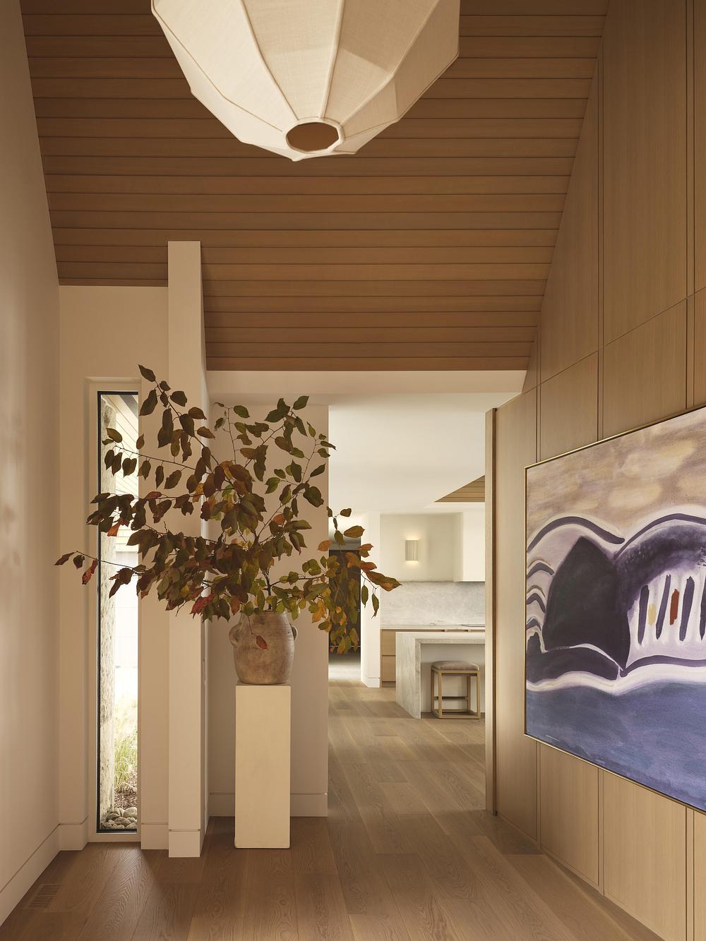 couloir maison contemporaine face au lac Huron