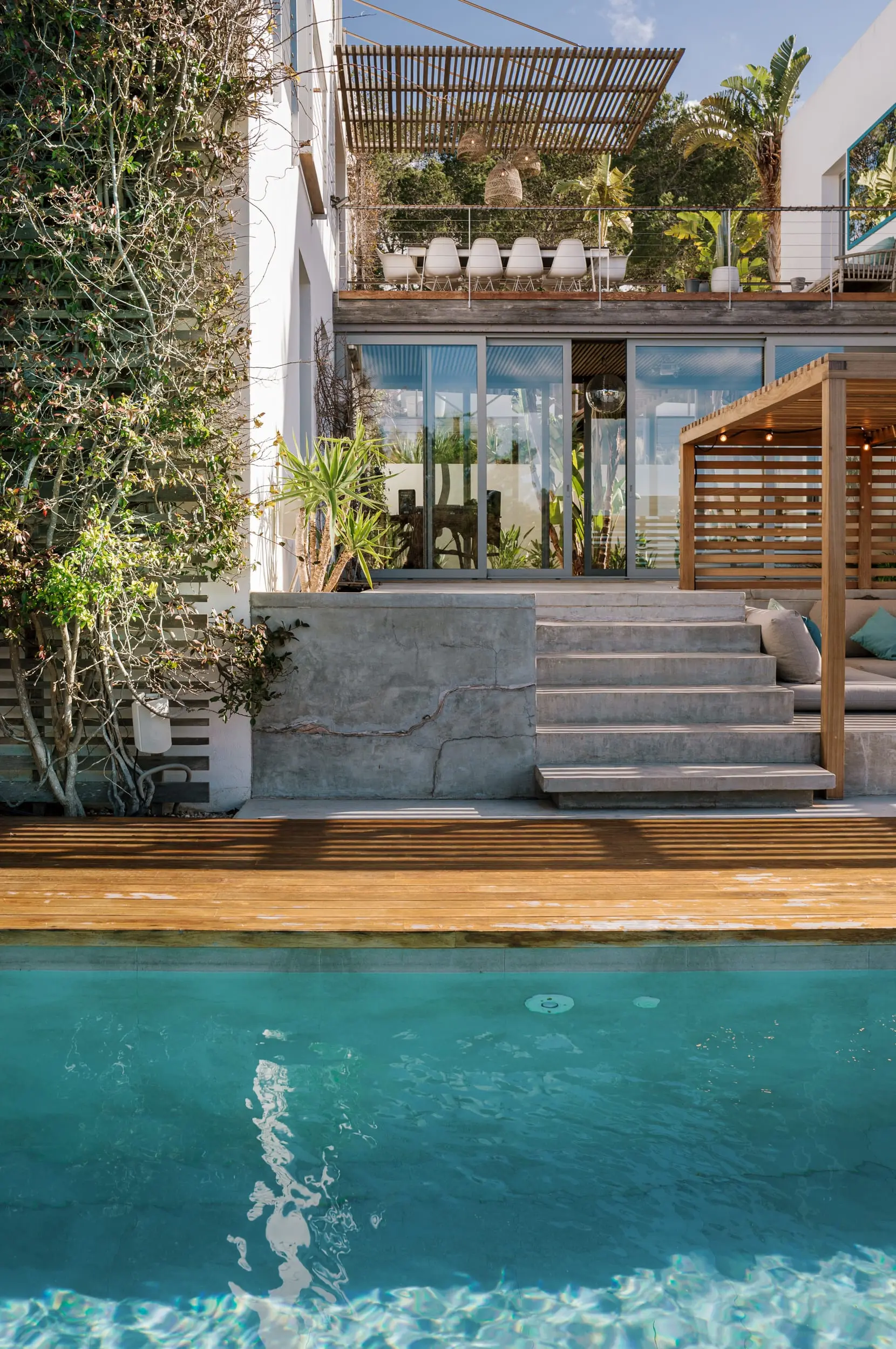 maison face à la mer à Ibiza avec piscine