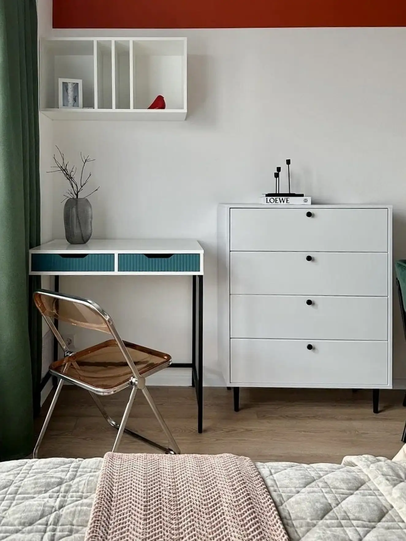 bureau studio 19m2 décoration contemporaine colorée bureau studio 19m2 décoration contemporaine colorée