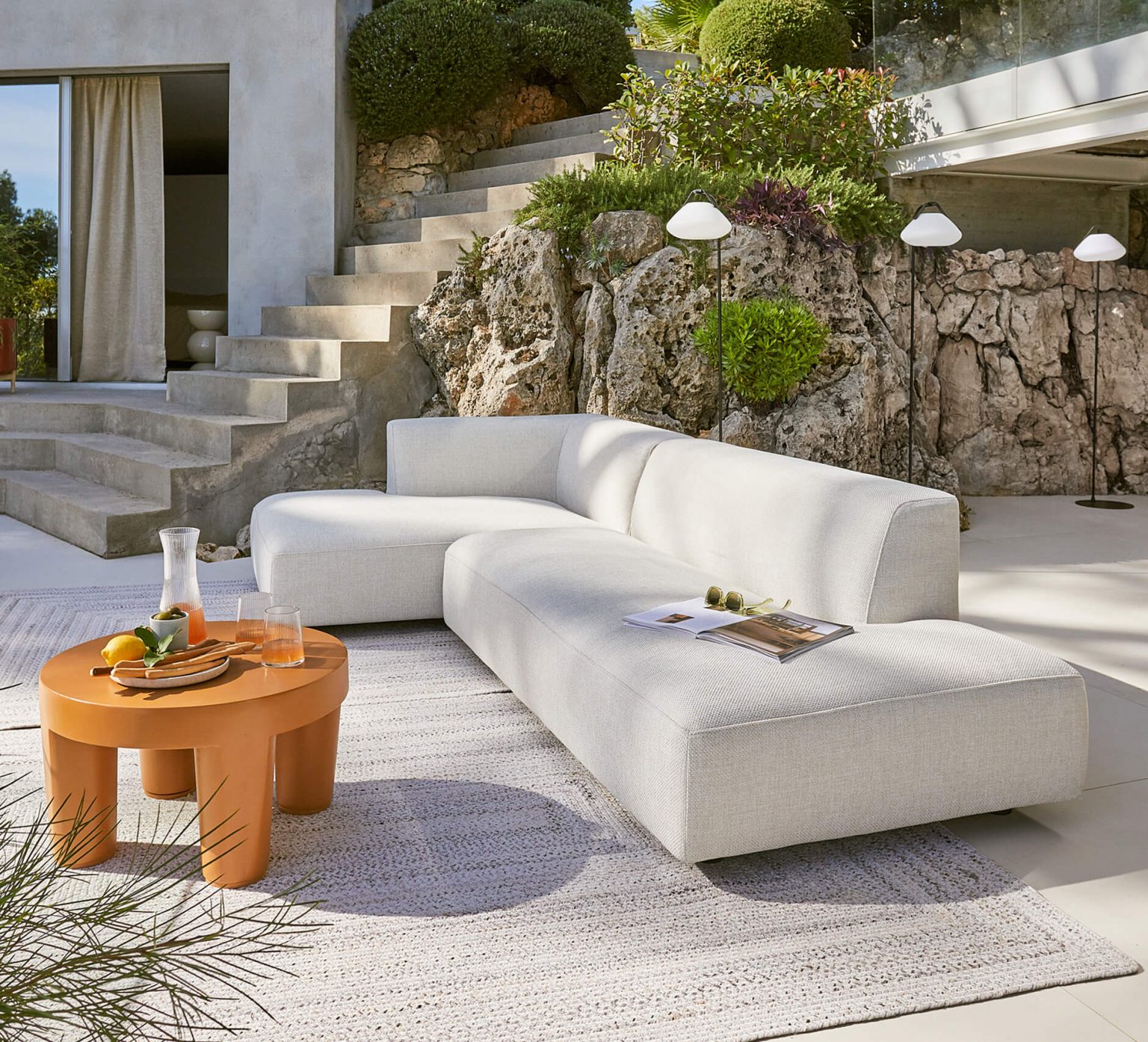 terrasse avec mobilier AM PM outdoor 2026