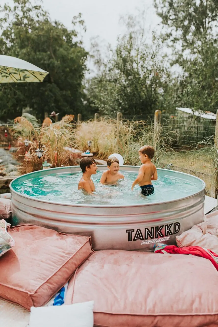 mini piscine tank métal façon abreuvoir mini piscine tank métal façon abreuvoir