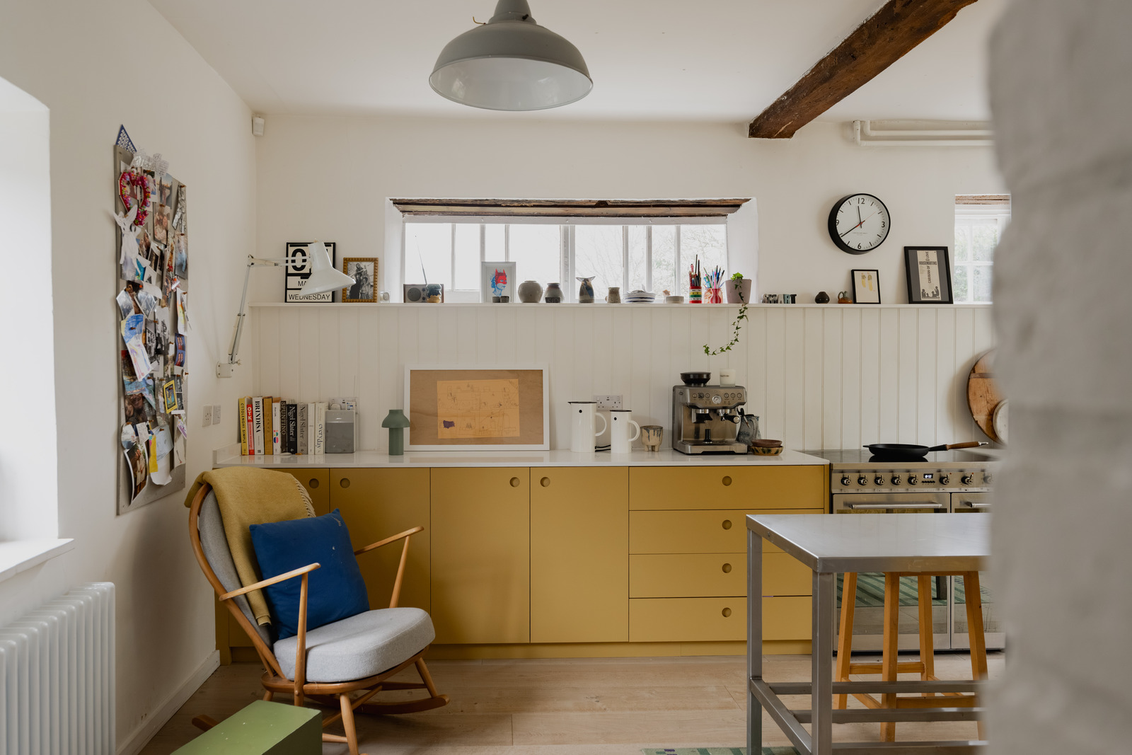 yellow kitchen vintage decor renovated 18th-century house in the English countryside yellow kitchen vintage decor renovated 18th-century house in the English countryside