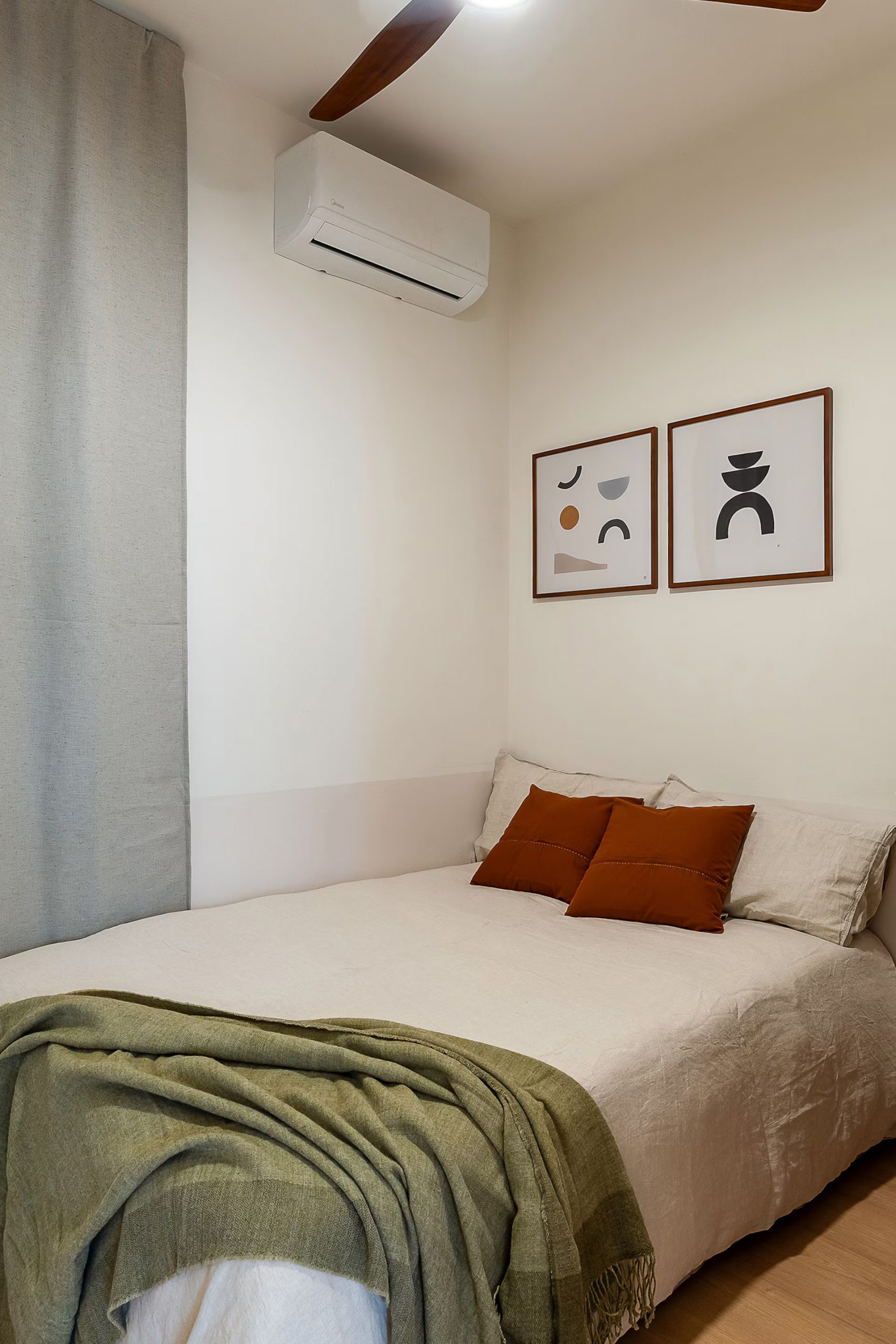 chambre décoration contemporaine appartement avec terrasse Barcelone chambre décoration contemporaine appartement avec terrasse Barcelone