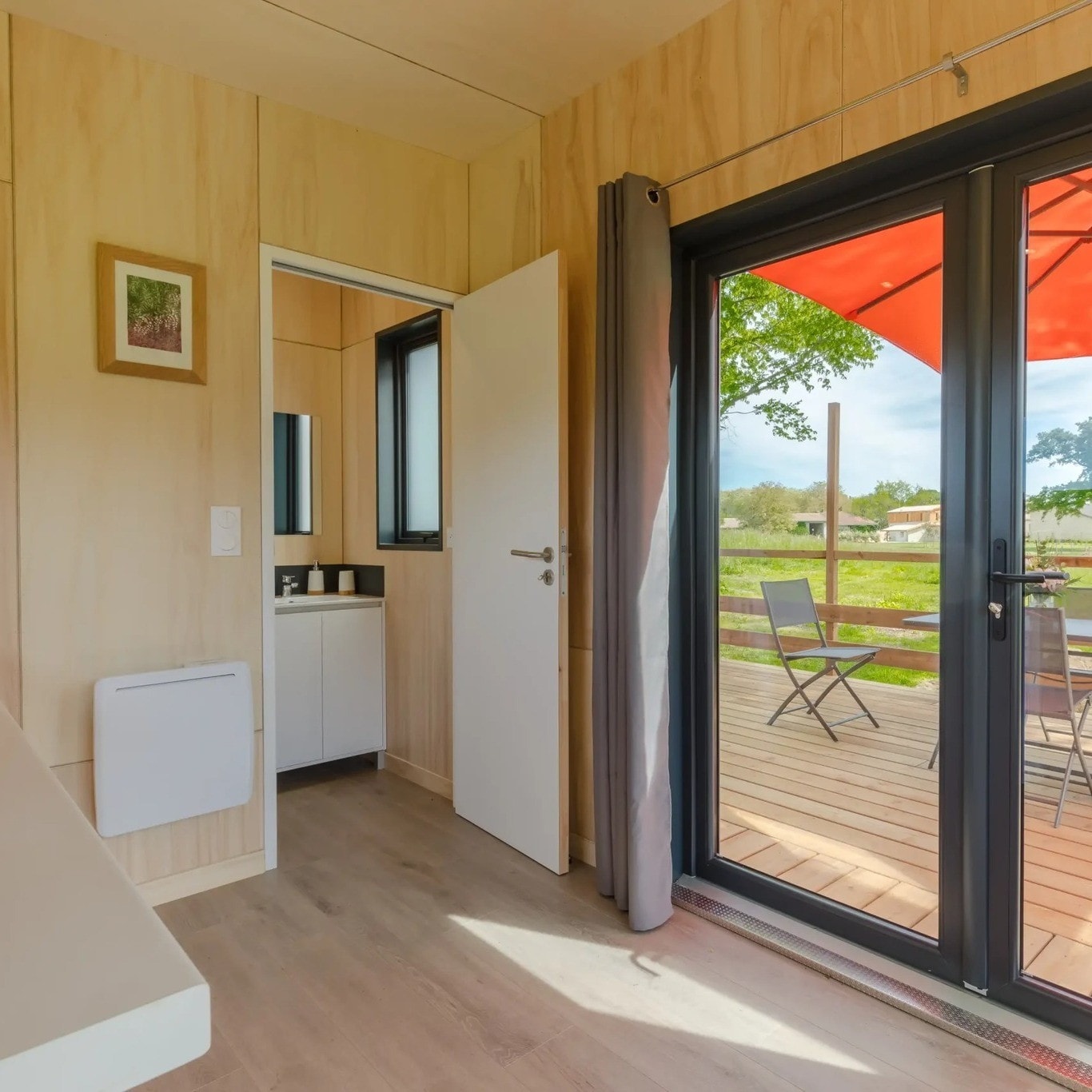 intérieur mini maison française Sechoir par Ideal Tiny intérieur mini maison française Sechoir par Ideal Tiny