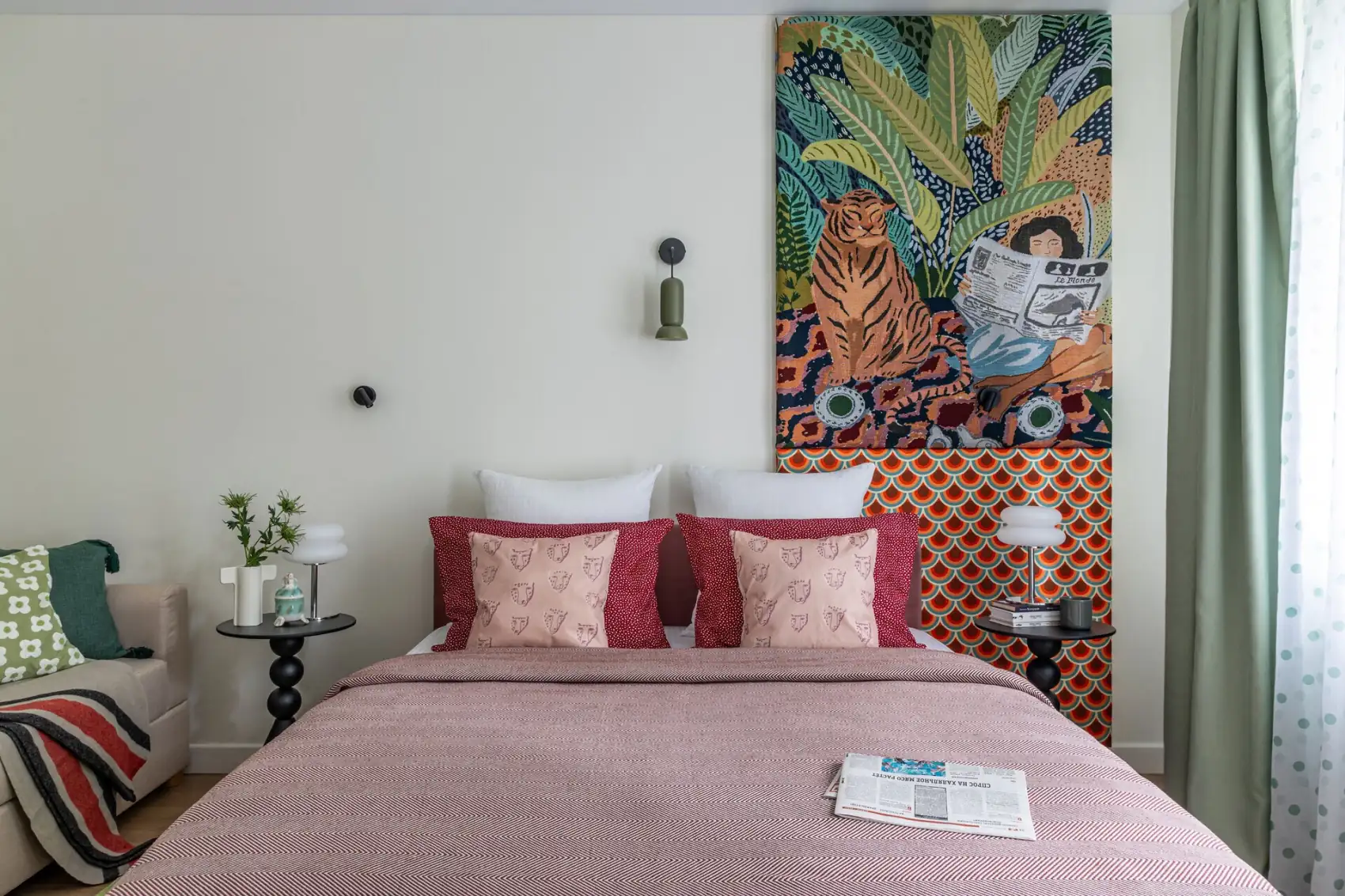 bedroom colored decor