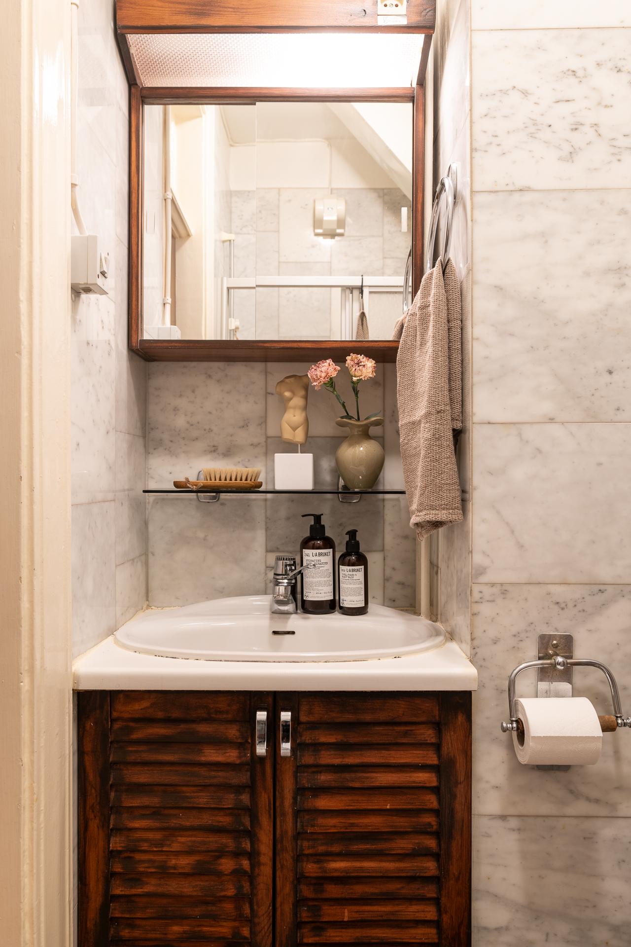 marble bathroom modern decor