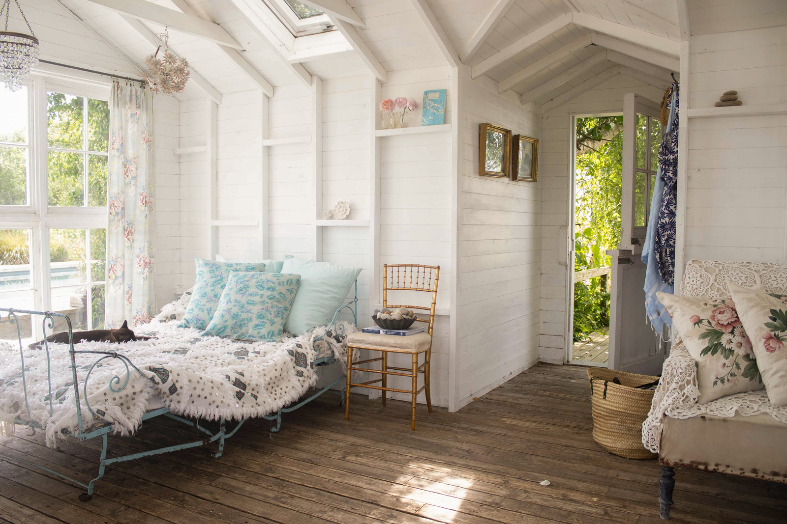 bedroom rustic chic style bedroom rustic chic style