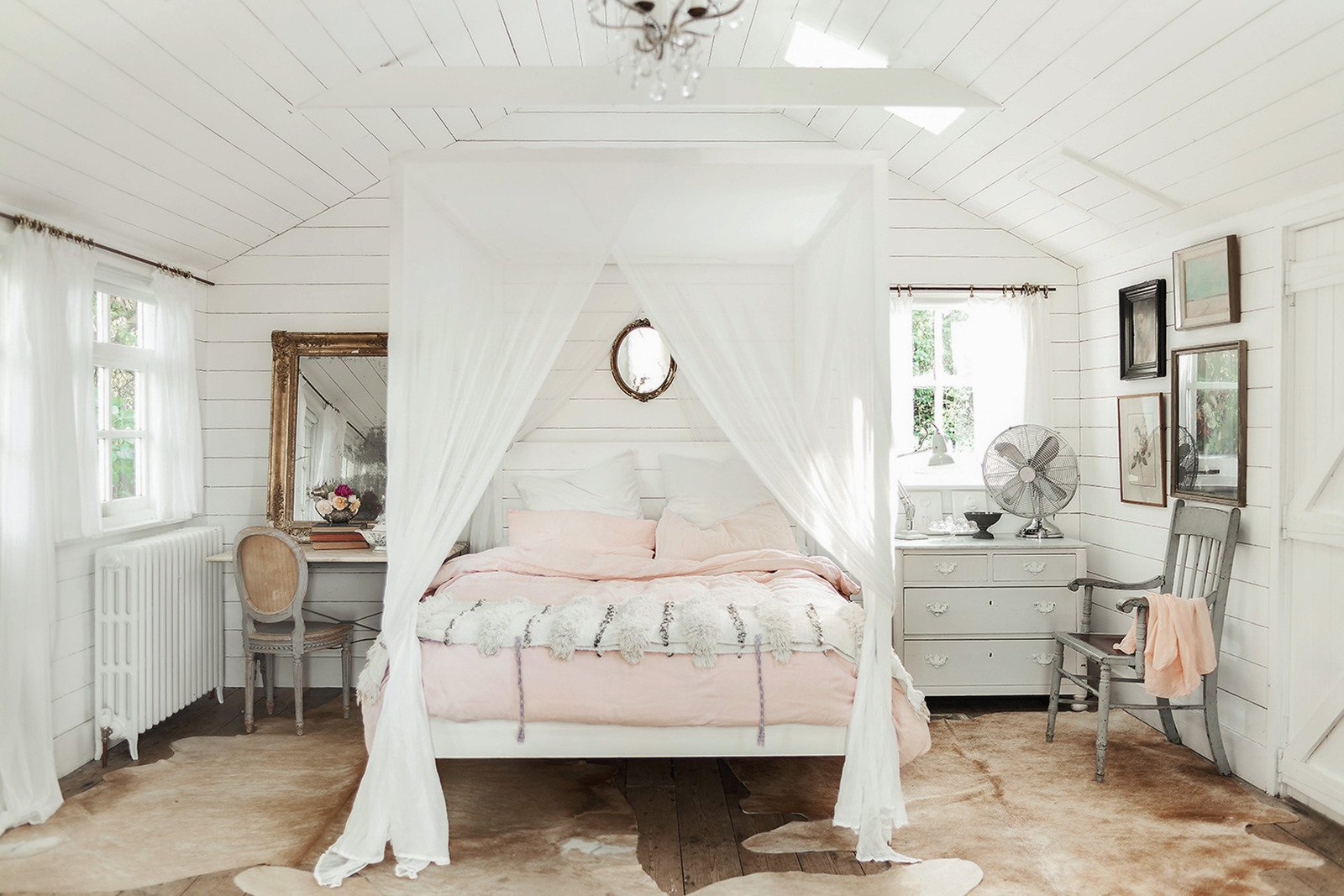 bedroom with canopy rustic chic style bedroom with canopy rustic chic style