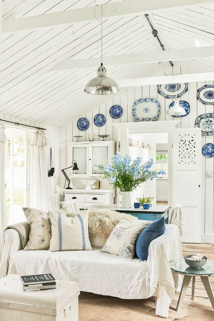 white living room rustic chic style white living room rustic chic style