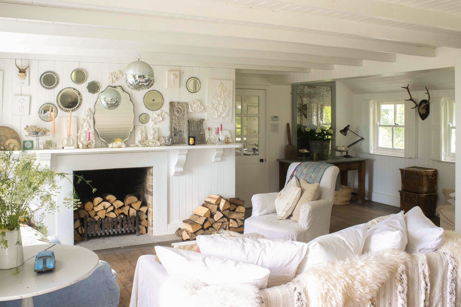 living room with fireplace white country chic decor living room with fireplace white country chic decor