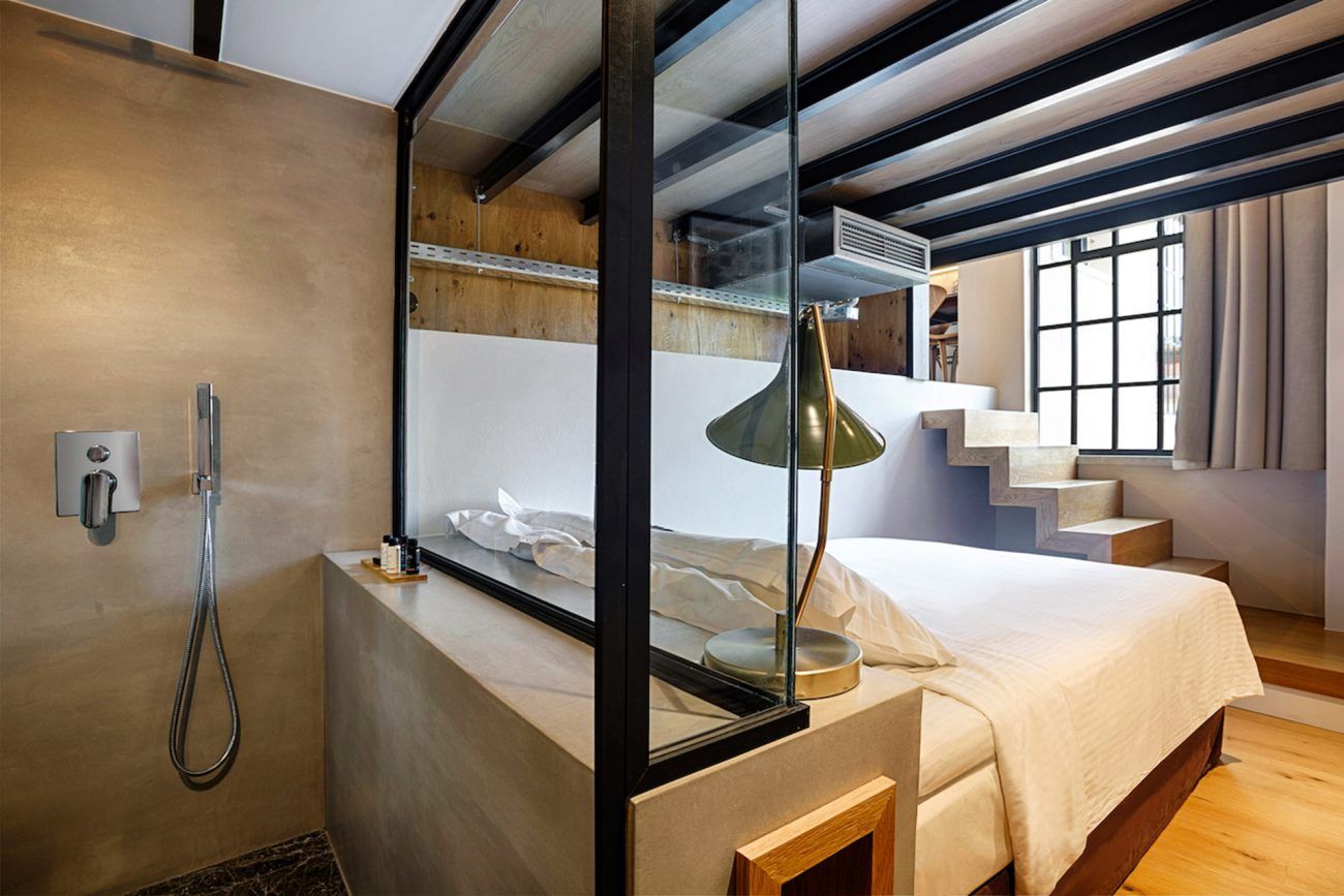 chambre avec poutres et salle de bain décoration contemporaine chambre avec poutres et salle de bain décoration contemporaine