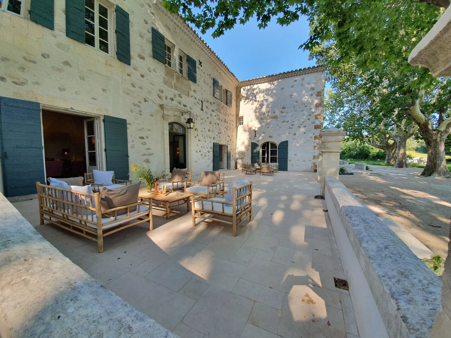 terrace stone farmhouse in Provence terrace stone farmhouse in Provence