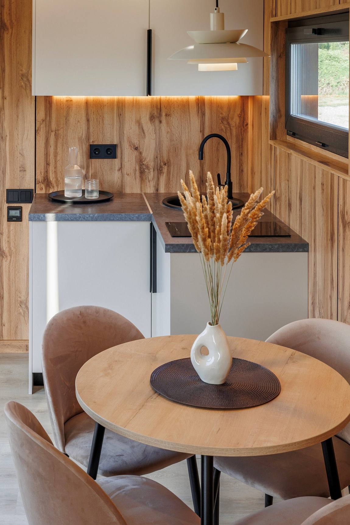 small kitchen 27sqm container mini-house small kitchen 27sqm container mini-house