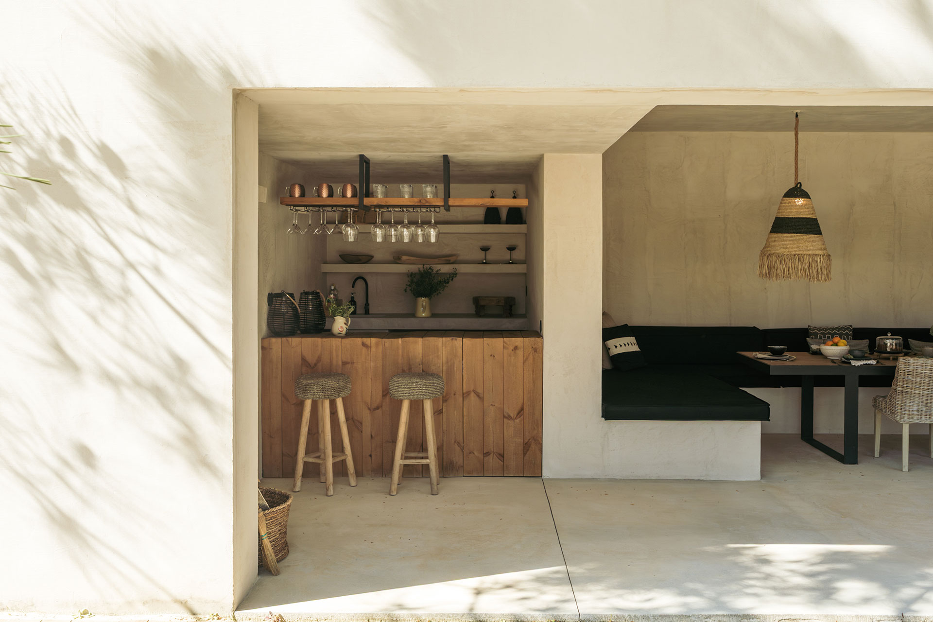 terrasse avec cuisine d terrasse avec cuisine d'été et salon maçonné Villa Sandstone Comporta