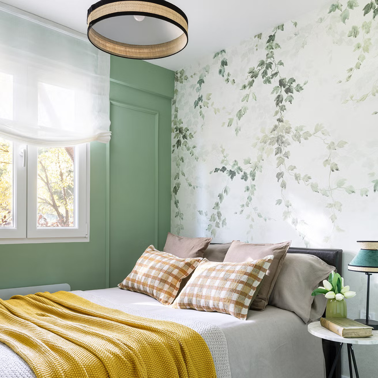 chambre papier-peint végétal décoration verte appartement de 58m2