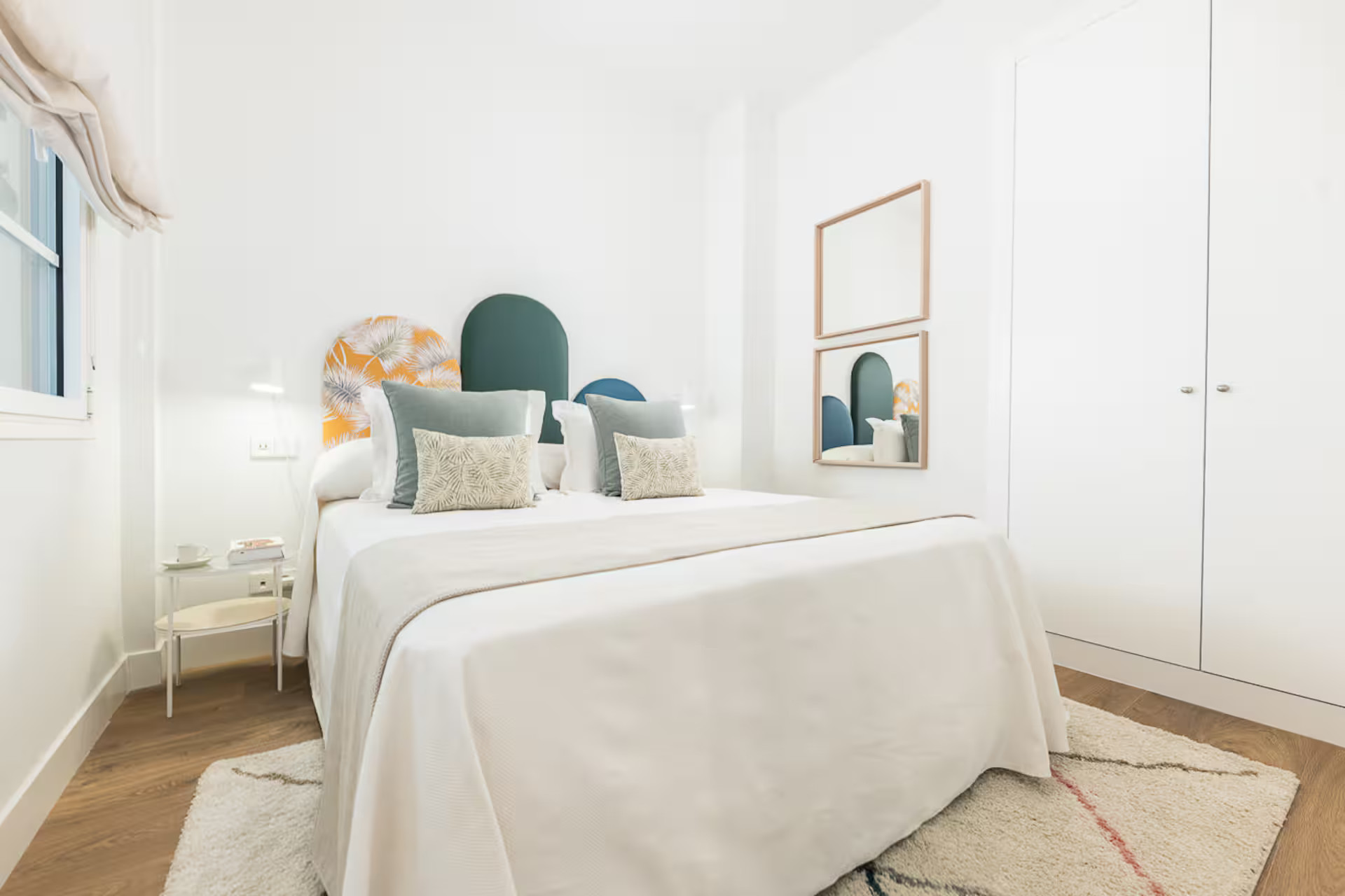 chambre décoration contemporaine appartement Madrid La Latina chambre décoration contemporaine appartement Madrid La Latina