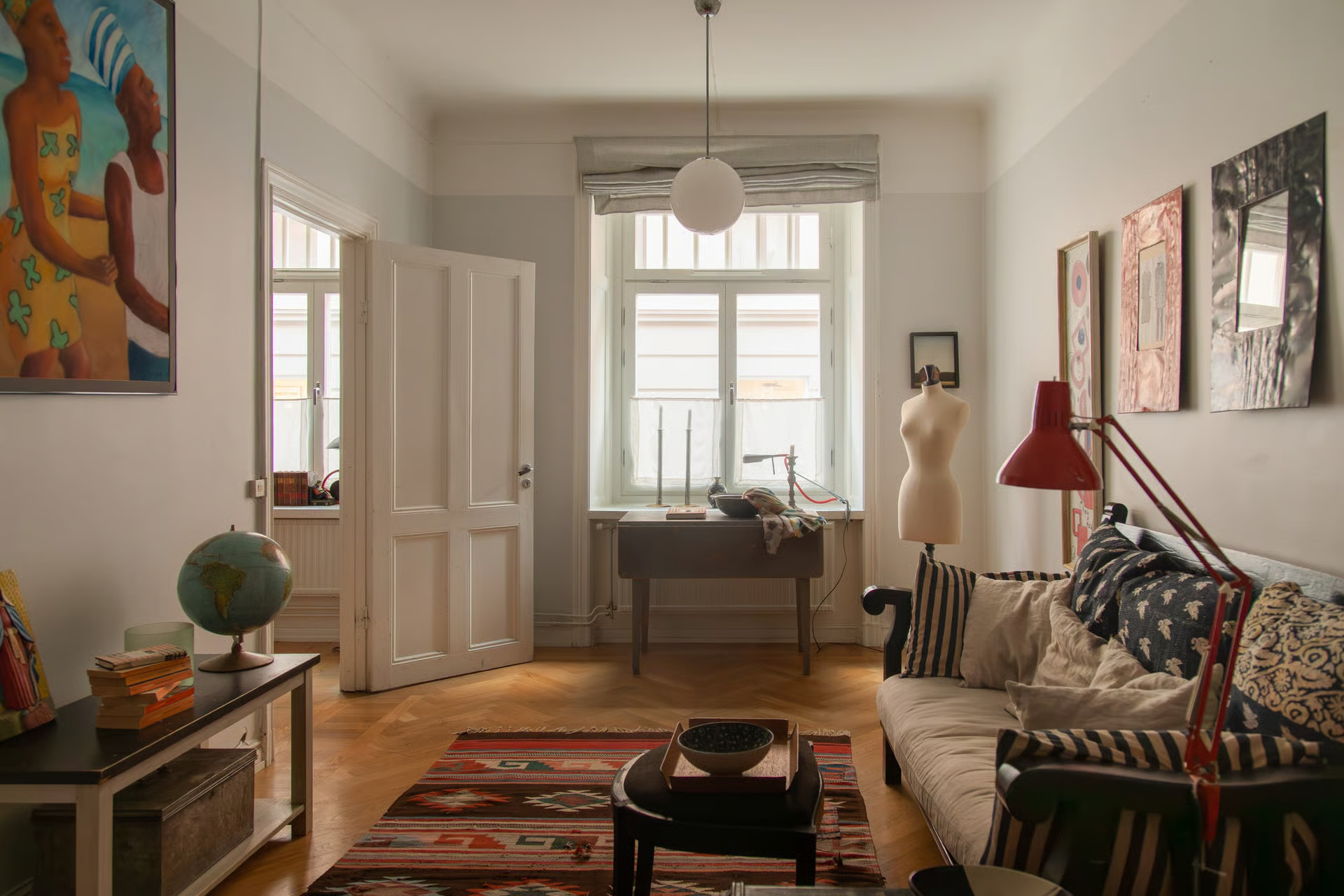 living room 