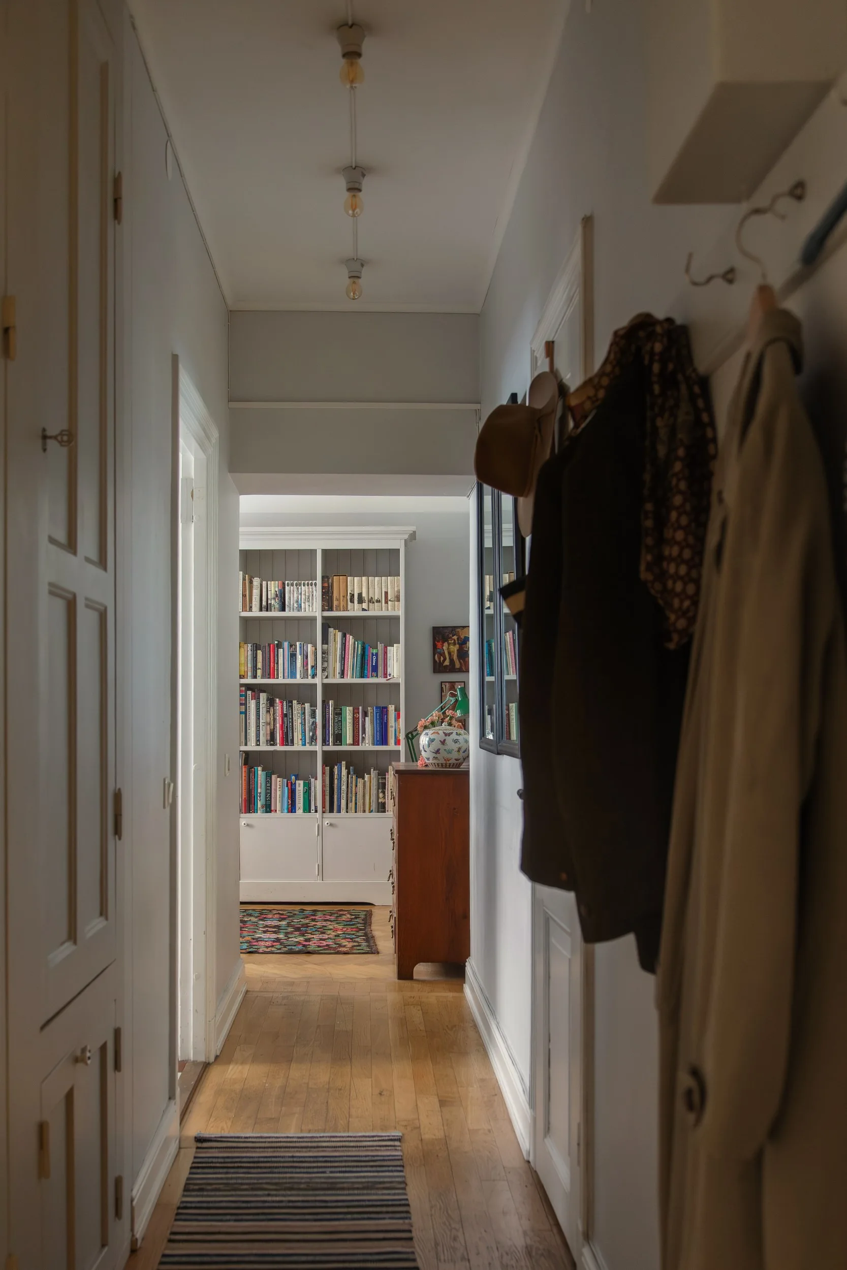 hallway vintage decor