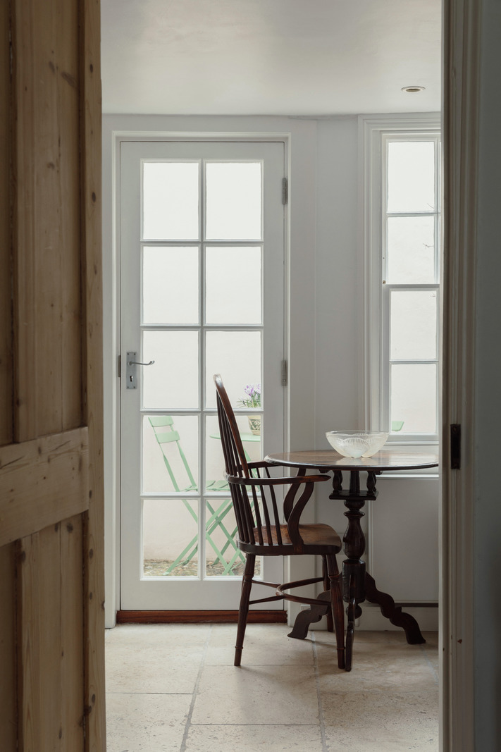salle à manger décoration rustique chic petite maison victorienne de 41m2