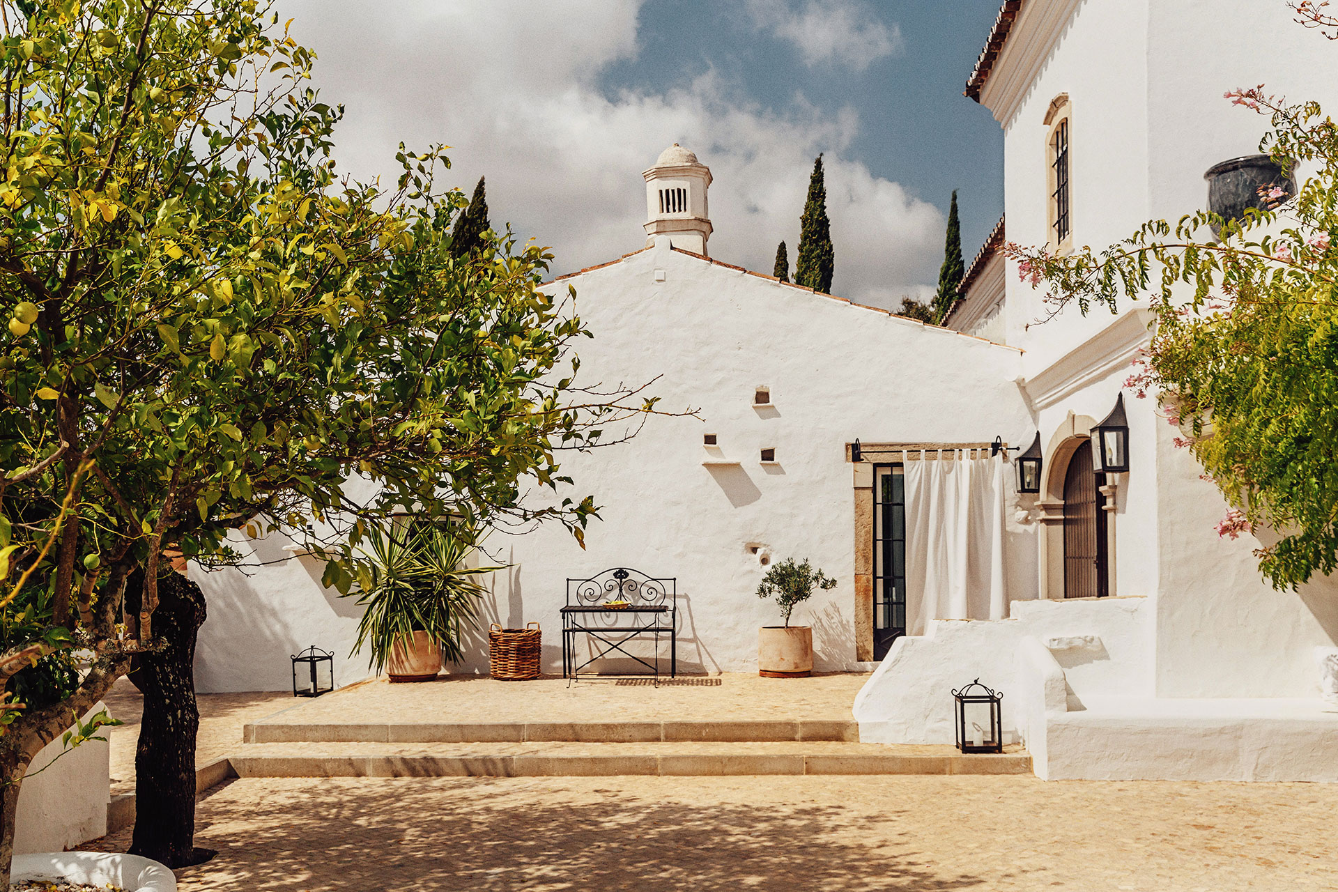 terrace Portuguese country house Monte da Palmeira