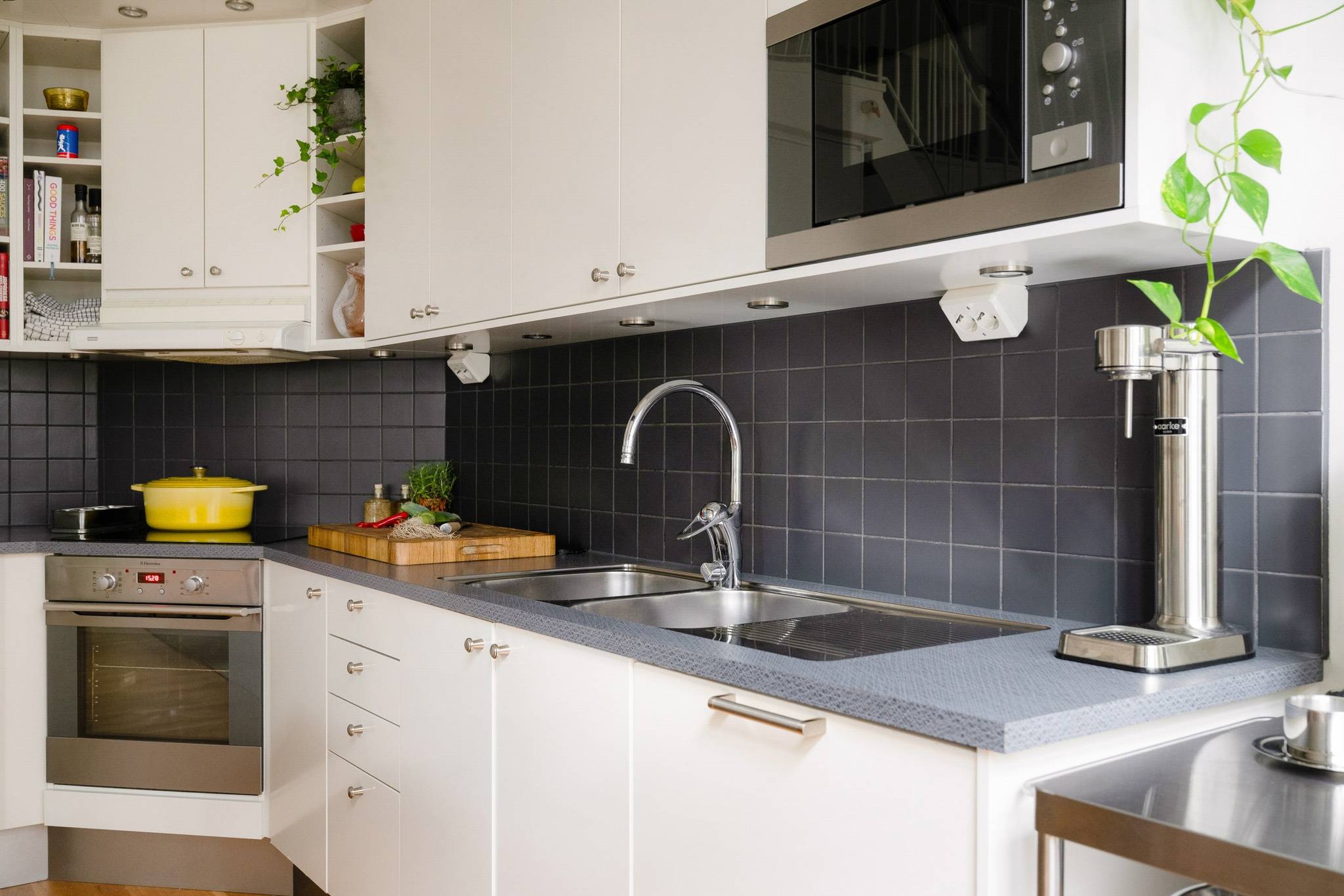 cuisine moderne blanche et grise cuisine moderne blanche et grise