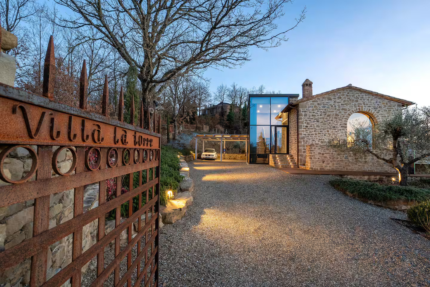 stone house La Torre Umbria