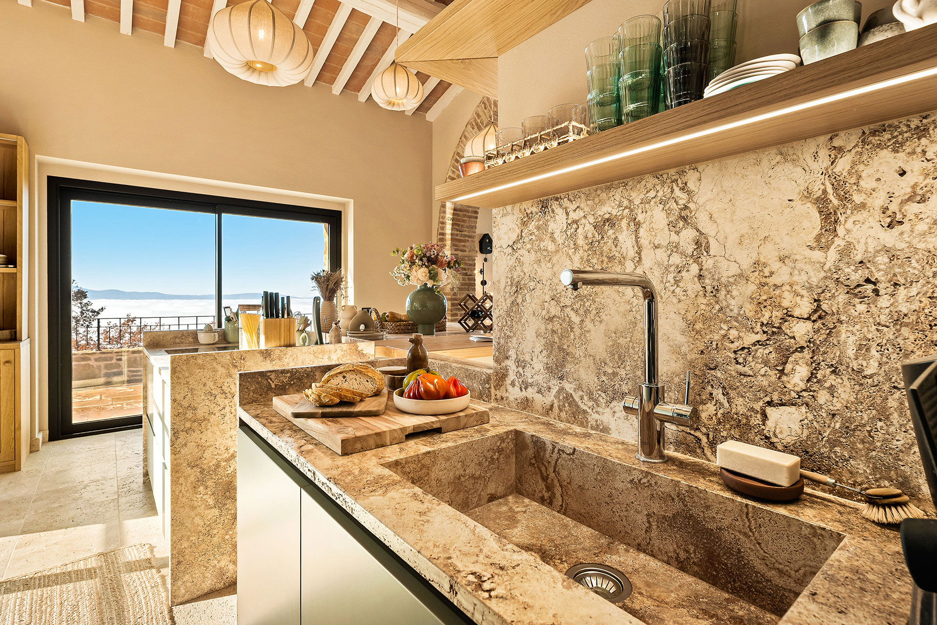 kitchen designer style with marble countertops La Torre Umbria