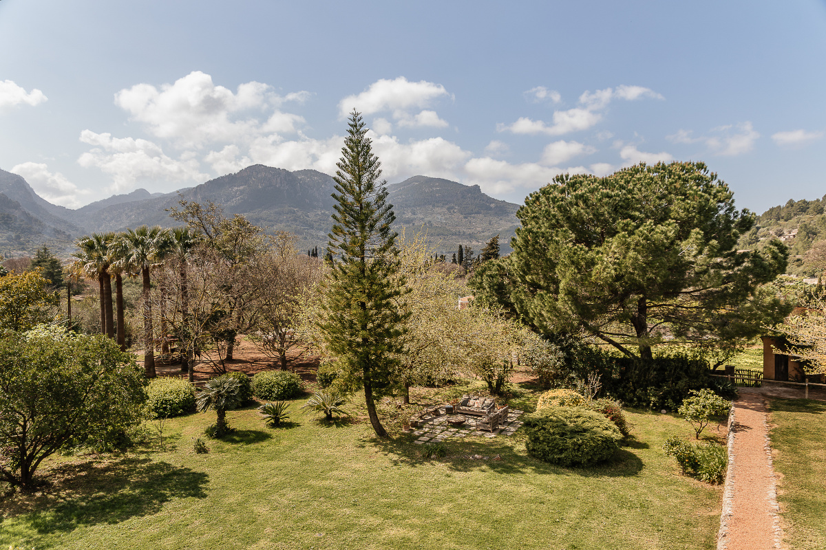garden view Tramuntana Mallorca
