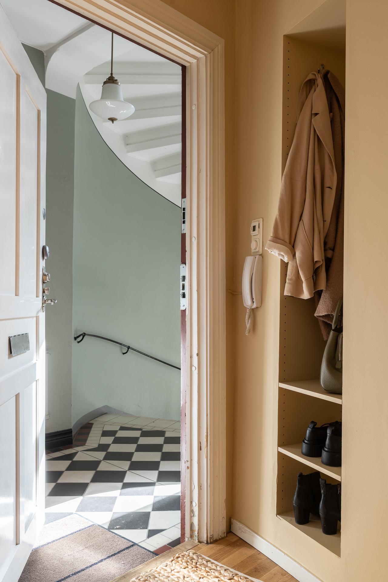 entryway