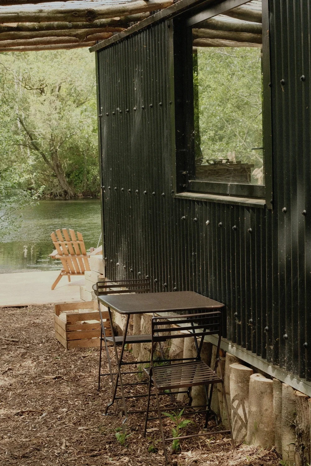 terrasse mini-maison scandinave dans la campagne anglaise Little Wren