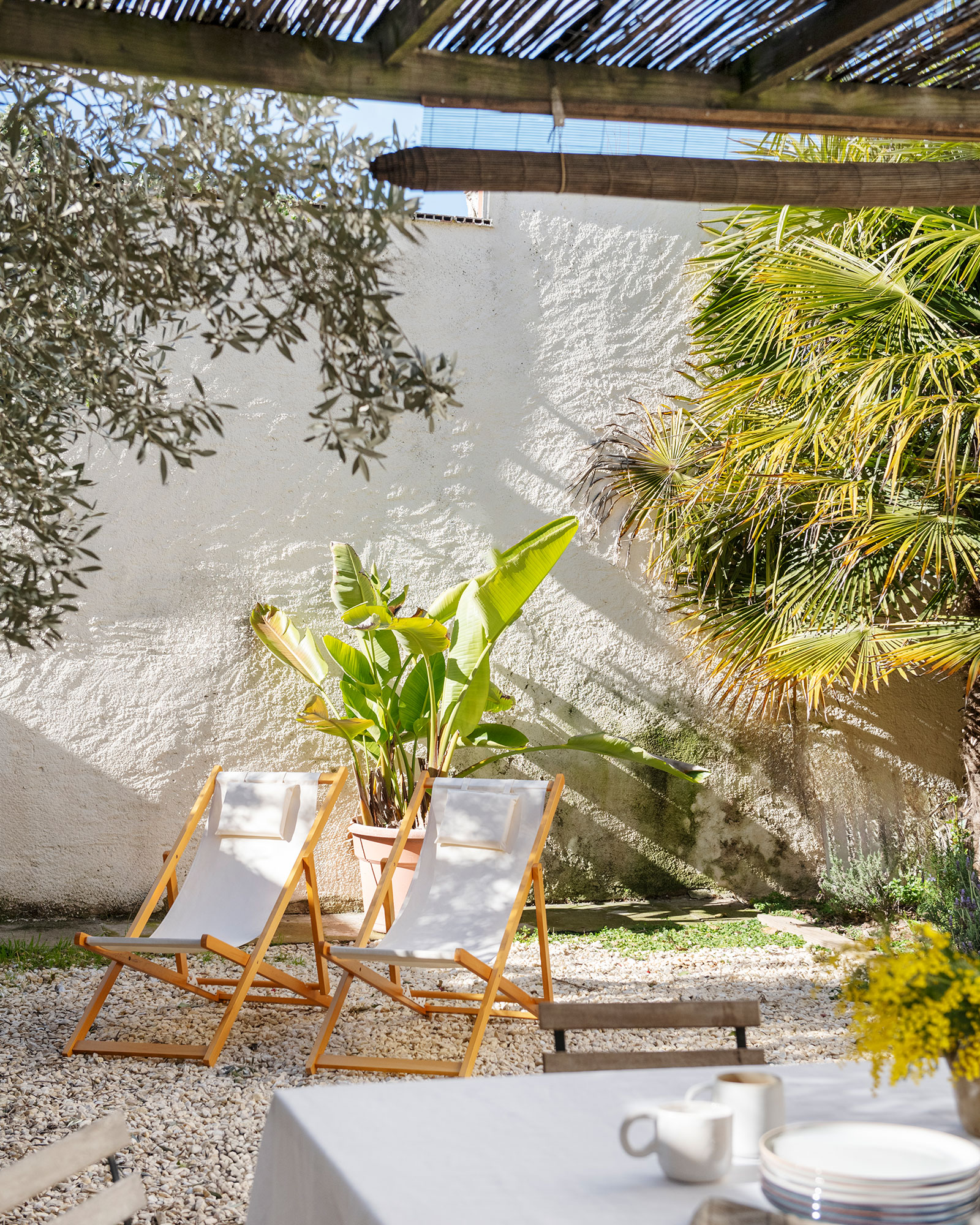 patio avec pergola maison de village catalane Casa Maltesa