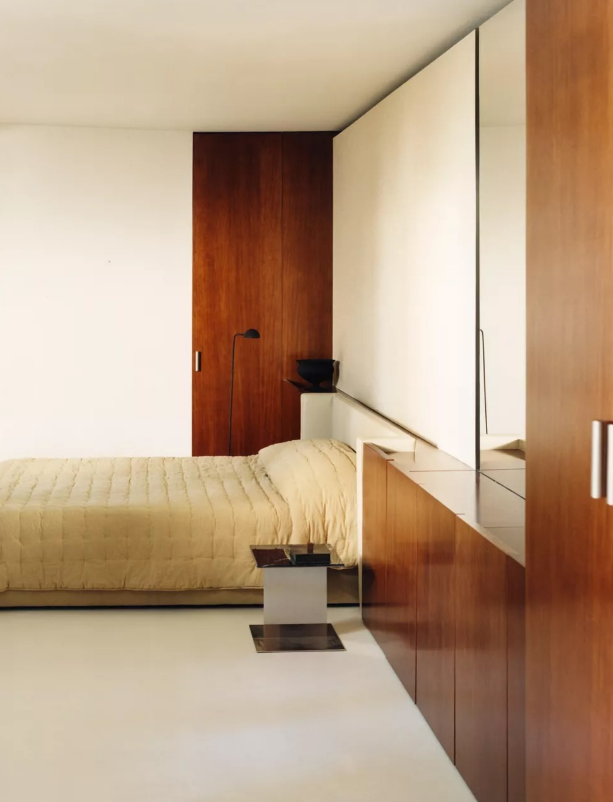 Art Deco bedroom Parisian duplex with a courtyard Zara Home collection Pure Form