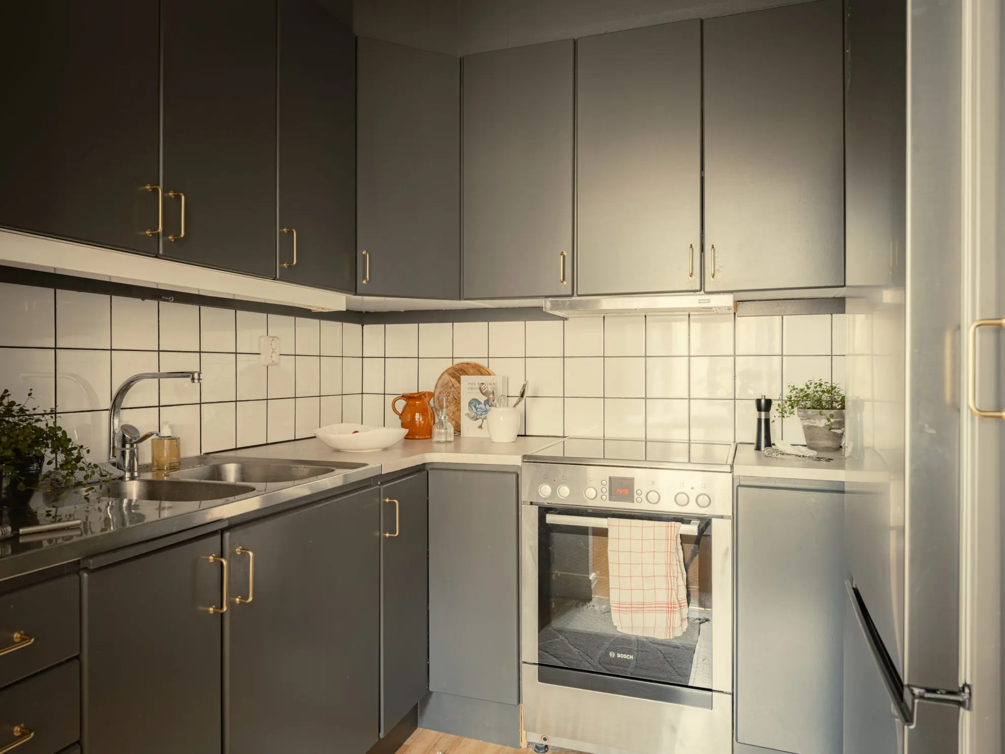 cuisine grise décoration scandinave studio 35m2