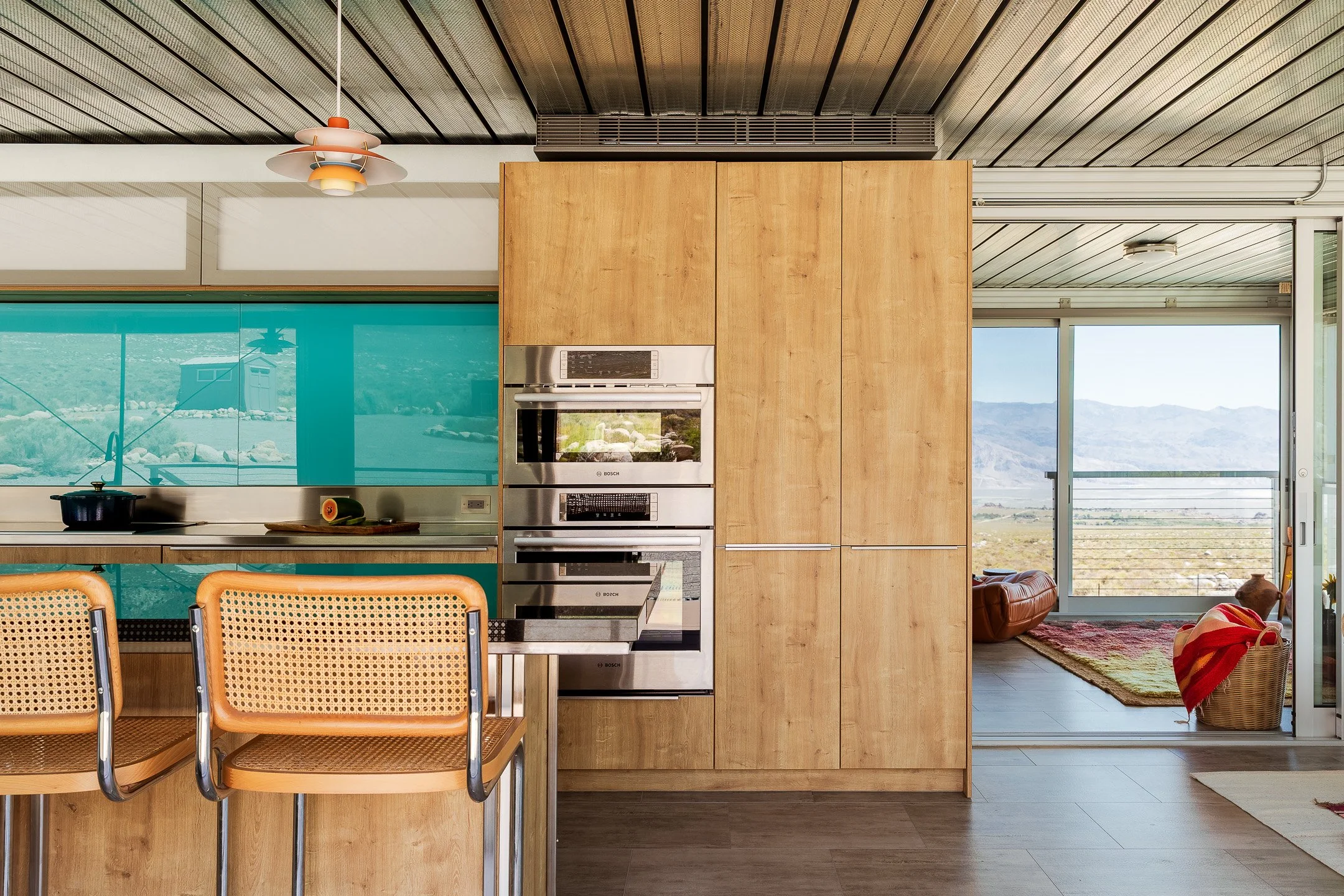 cuisine maison de verre iT House Linda Taalman désert californien cuisine maison de verre iT House Linda Taalman désert californien