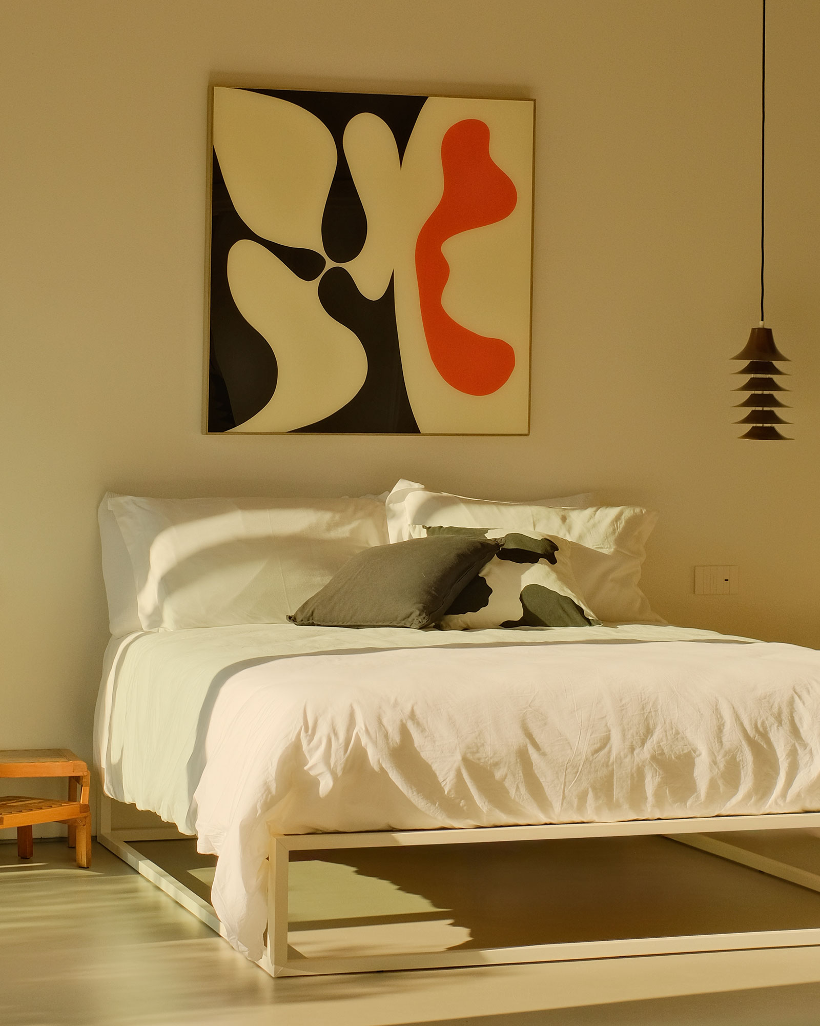 chambre minimaliste maison dans les Pouilles masseria Li Cafari